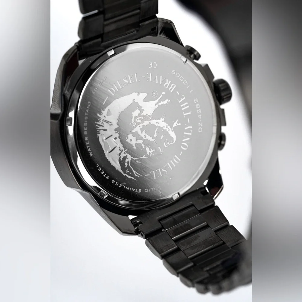 Diesel Mega Chief Chronograph Gunmetal Grey Dial Mens Watch DZ4282‎